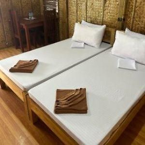 Casa Gracia'S Hotel And Restaurant Roxas  ภายนอก รูปภาพ