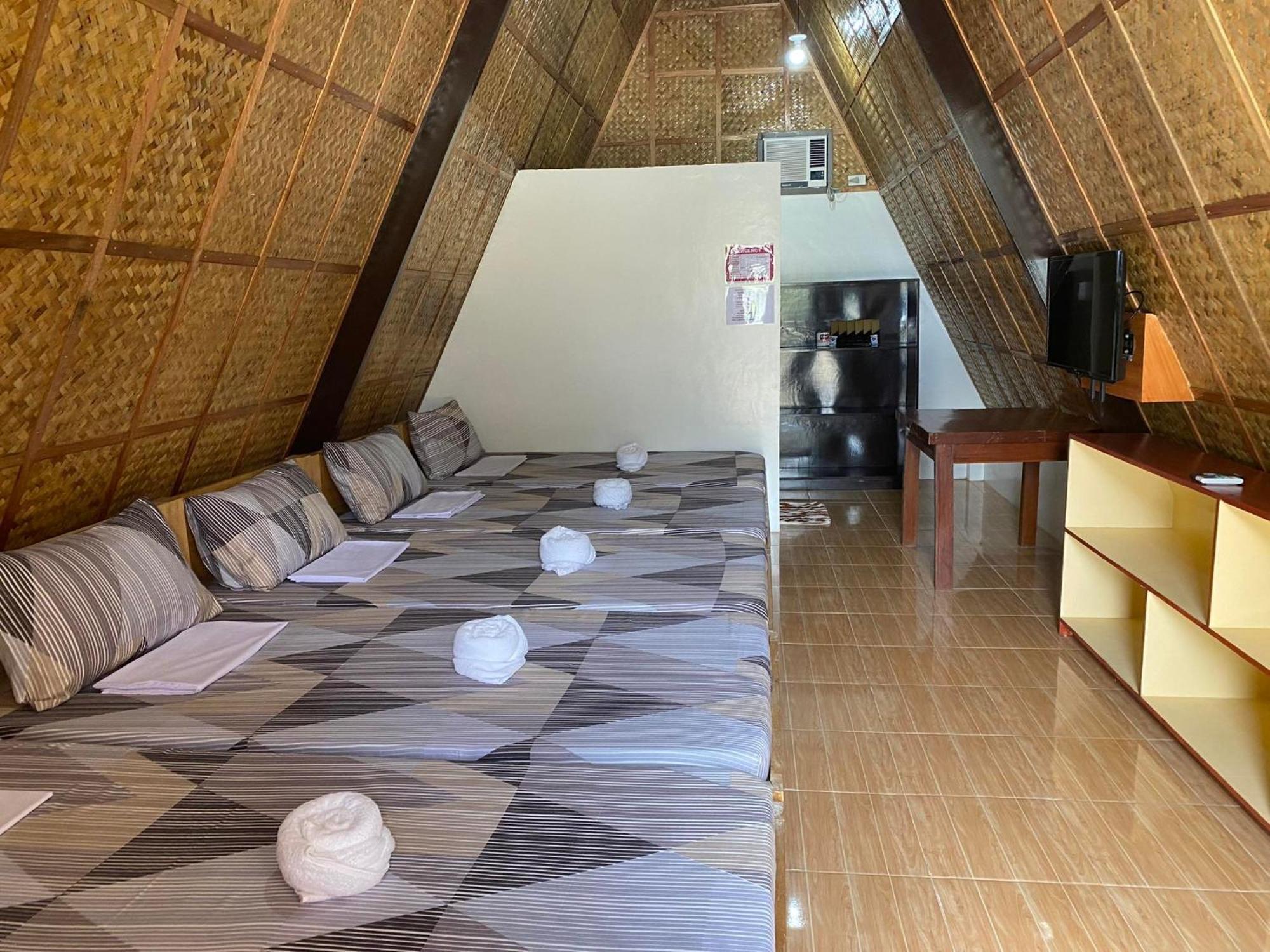 Casa Gracia'S Hotel And Restaurant Roxas  ภายนอก รูปภาพ