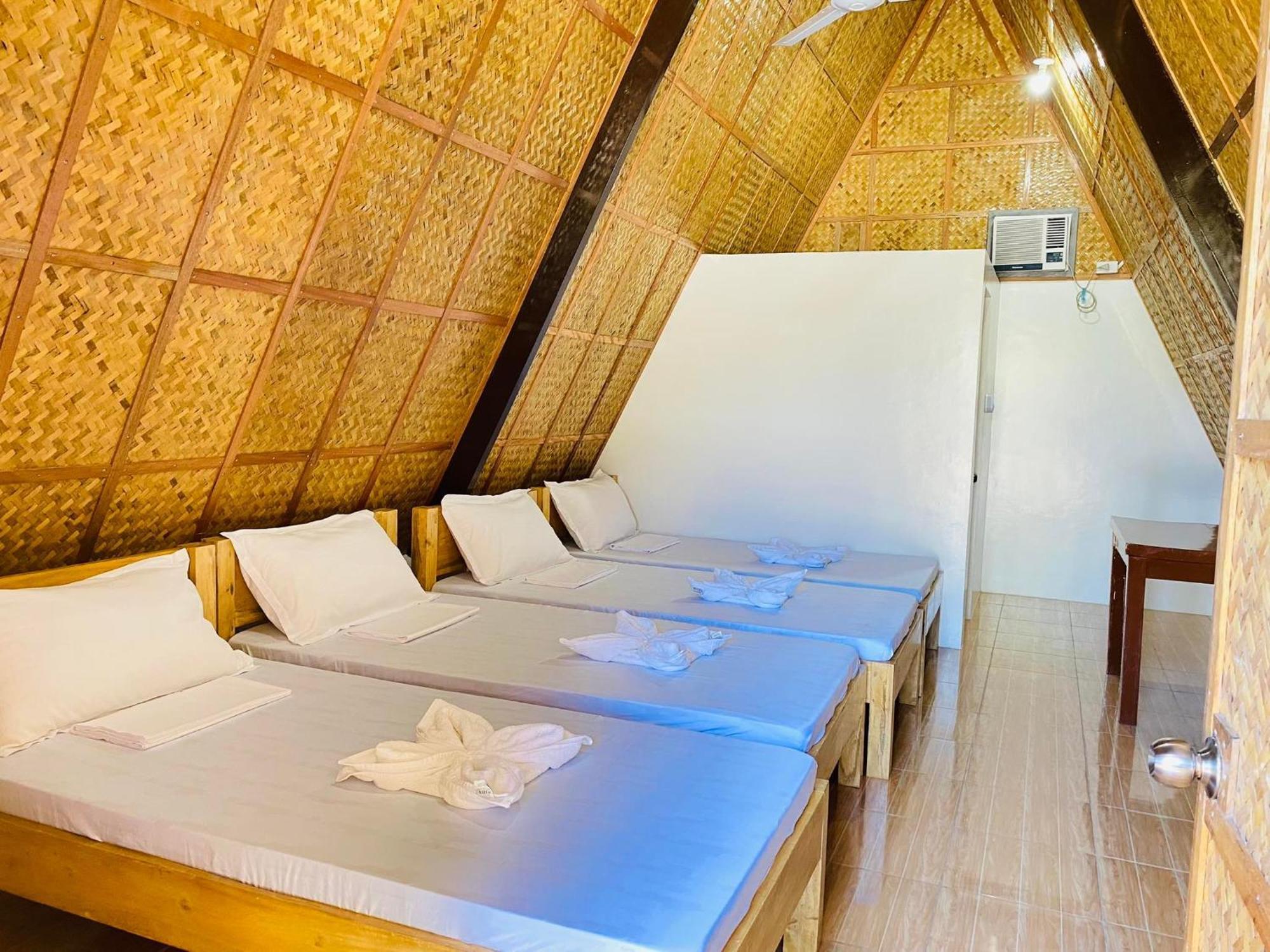 Casa Gracia'S Hotel And Restaurant Roxas  ภายนอก รูปภาพ